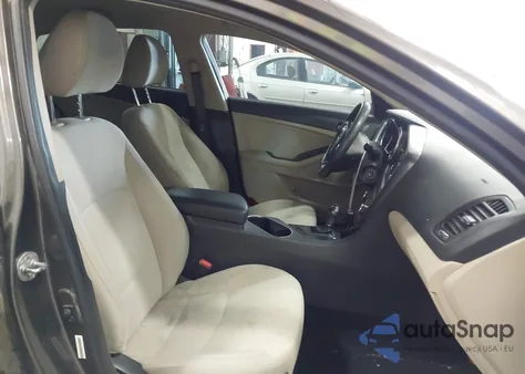 2014 Kia Optima Lx from USA, damaged, VIN 5XXGM4A79EG300065